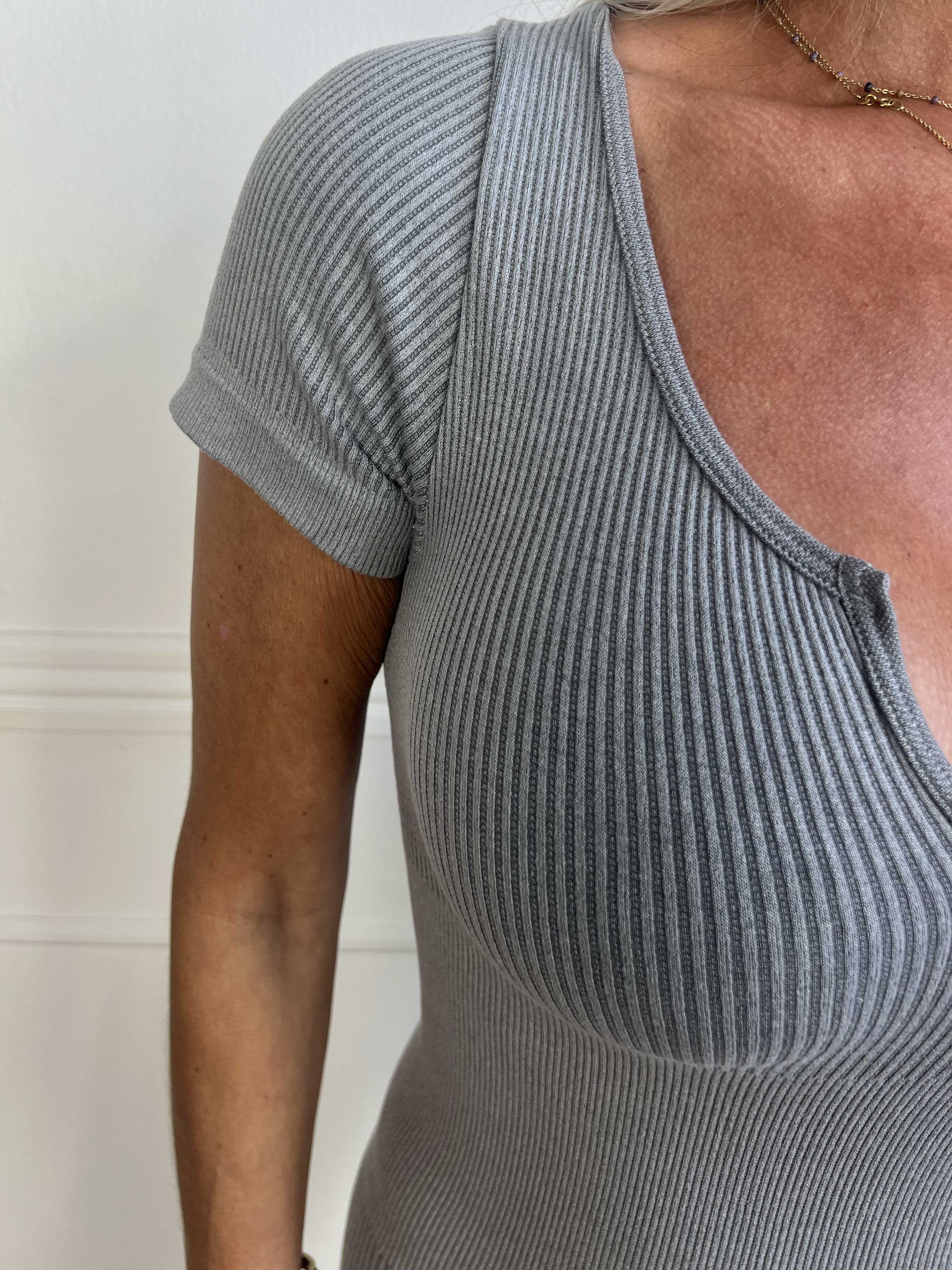 Slim Bodysuit - Blød elastisk bodysuit i rib